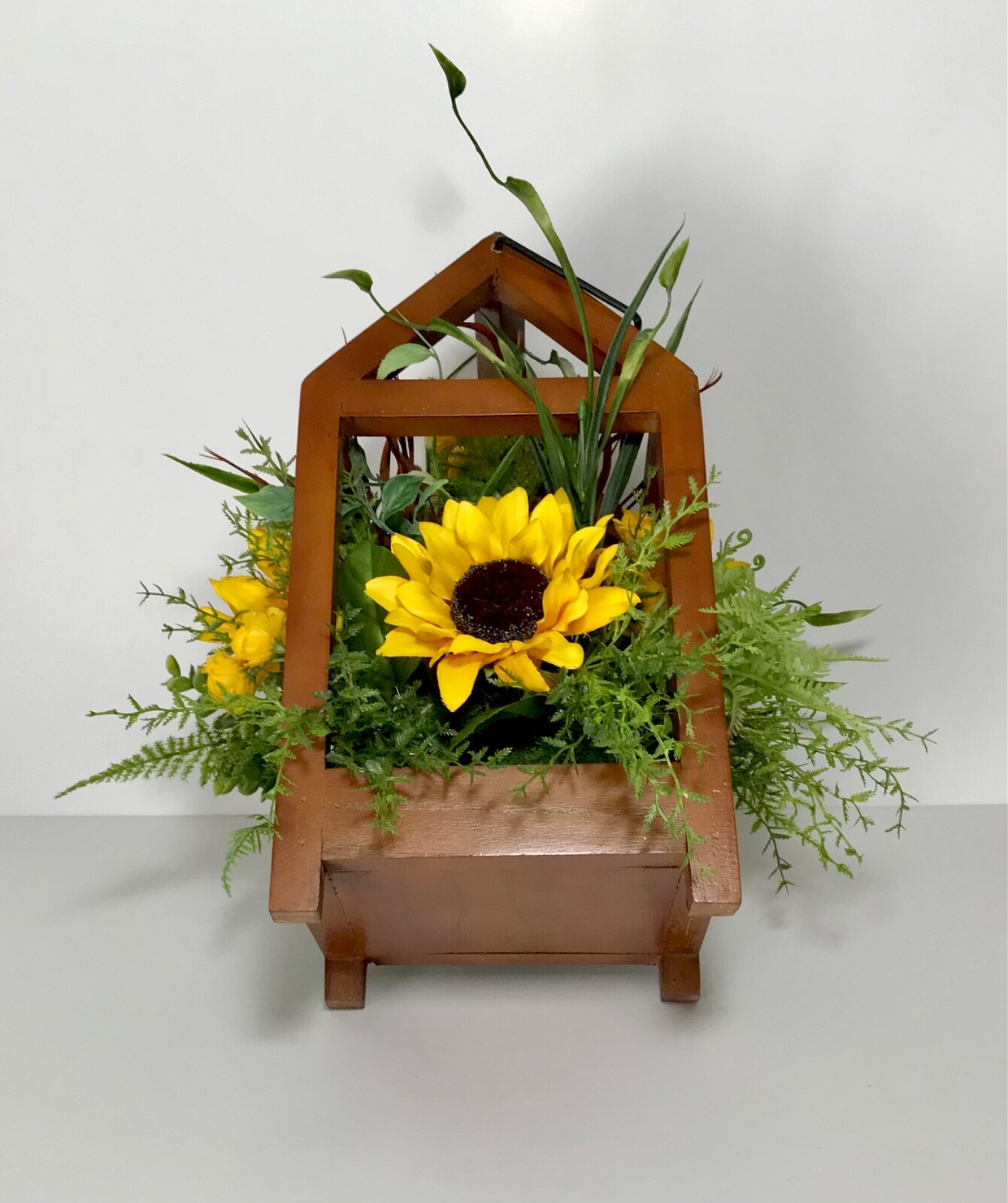 WOODEN FRAME LANTERN DECORATIVE SUNFLOWER FLORAL ARRANGEMENT CENTERPIECE GIFT