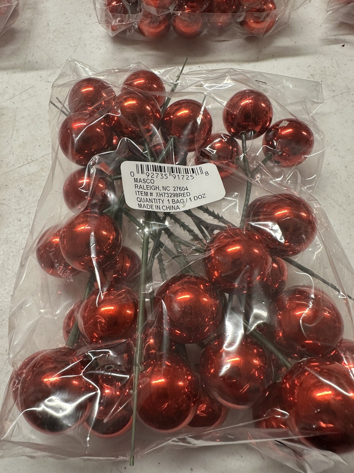 10 Dozen 30 MM Ball Cluster X3 Floral Arrangement Decorations Red