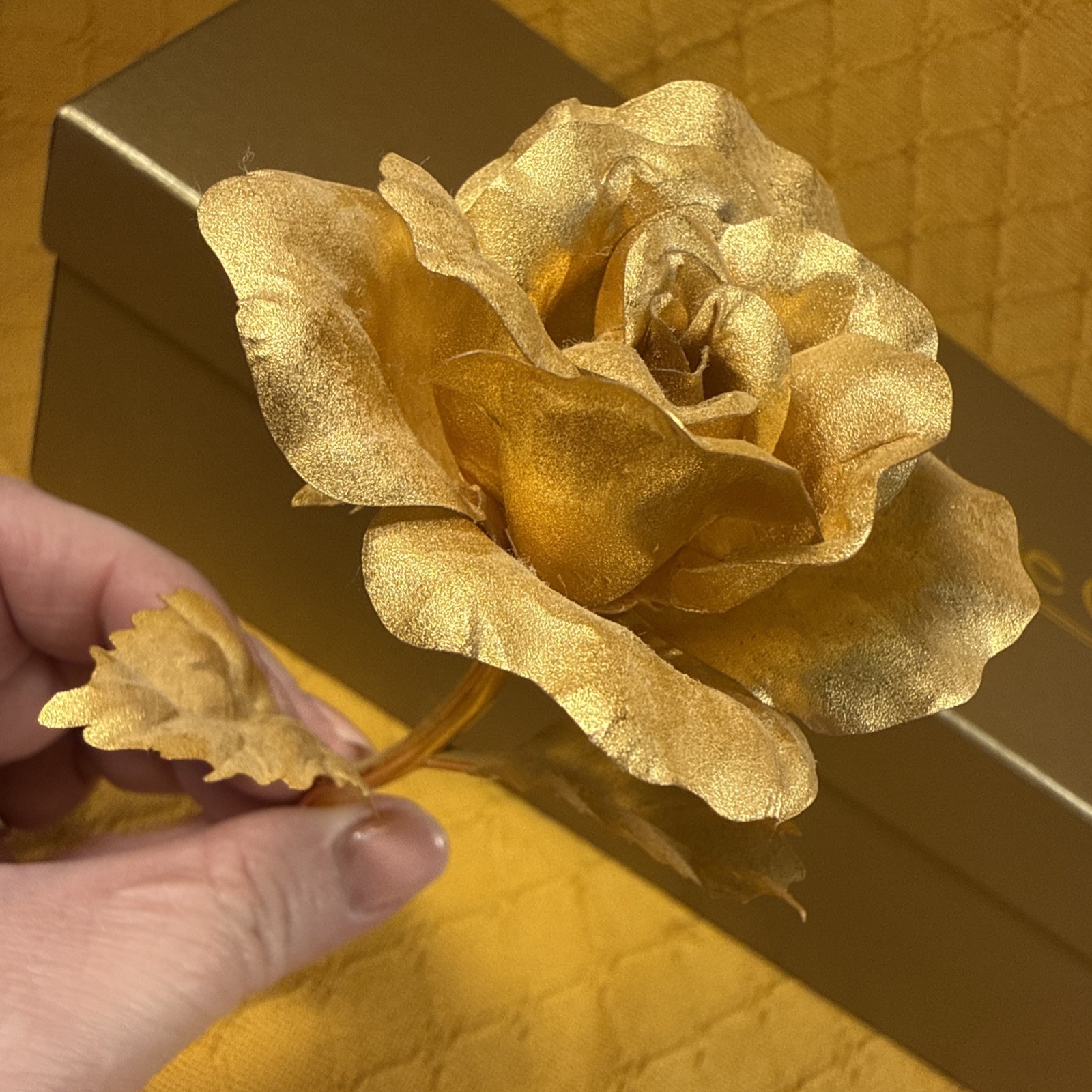 24K Gold Rose – Smaller, 6-7-inch — Delicate, Timeless Tribute to L-o-v-e.