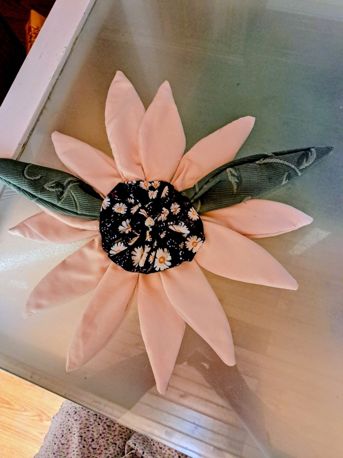Pretty Flower 17 ” To Add To Your Decor + Free Gift