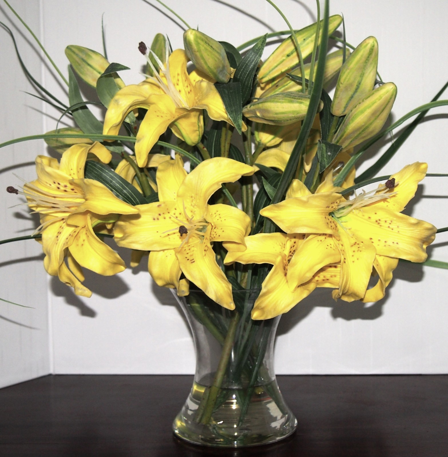 Yellow Daylilies-Silk Flower Vase Arrangement With Clear Acrylic Water