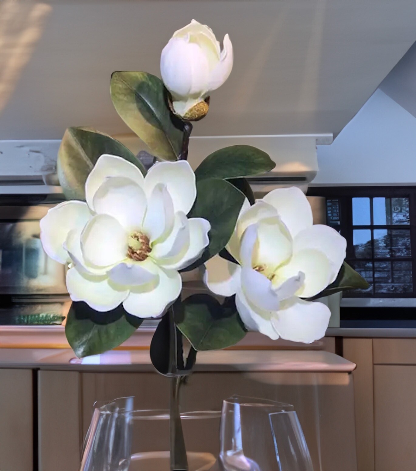 26” artificial real touch magnolia stem silk flower for home decor, weddings