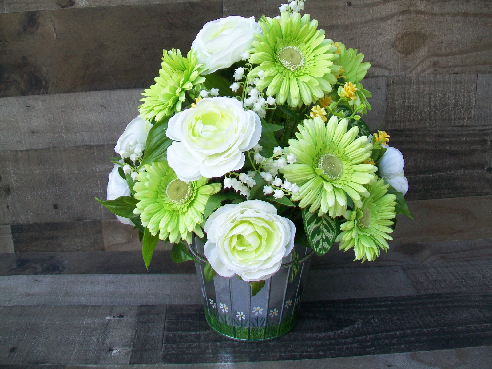 Spring Country Lime Green White Floral Arrangement Centerpiece Silver Tin Vase