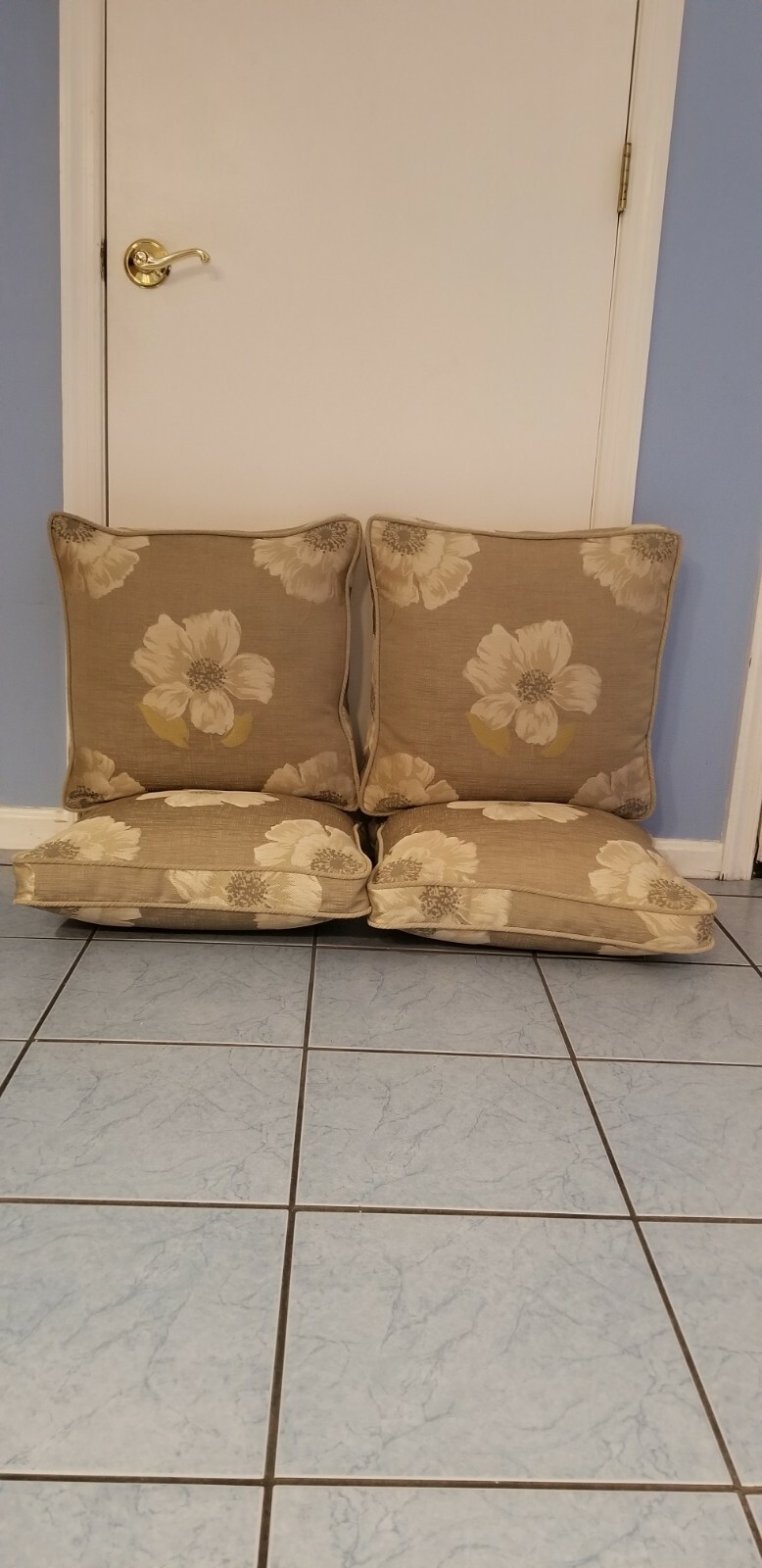 (4) VINTAGE Linen Embroidered, Roped, Cushions. Quality And A Rare Find. NEW!!