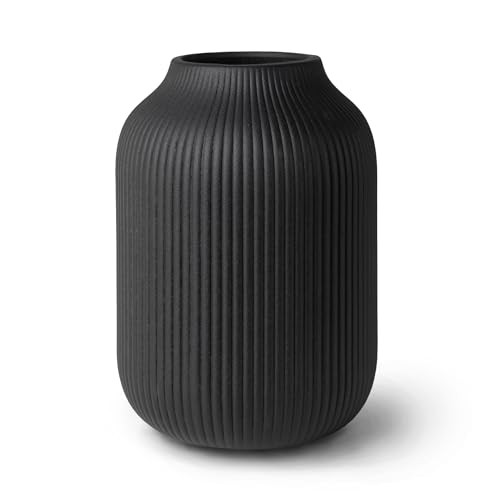 Ceramic Vase with Grooves – Waterproof Flower Vase in Matte for Fresh Black