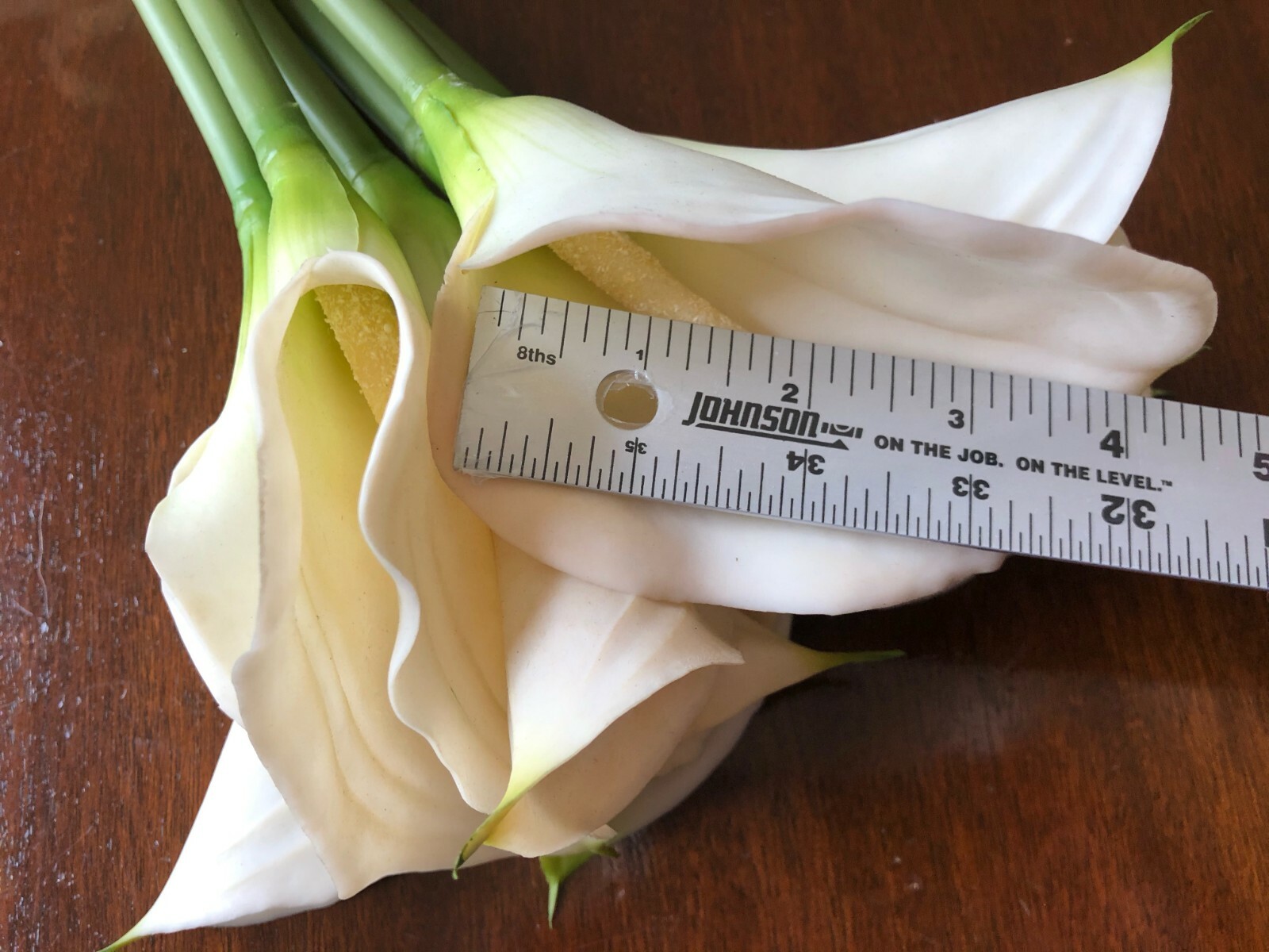 CALLA LILY Bunch of 8-TALL 29-inch Premium Quality Artificial-Creamy Ivory White
