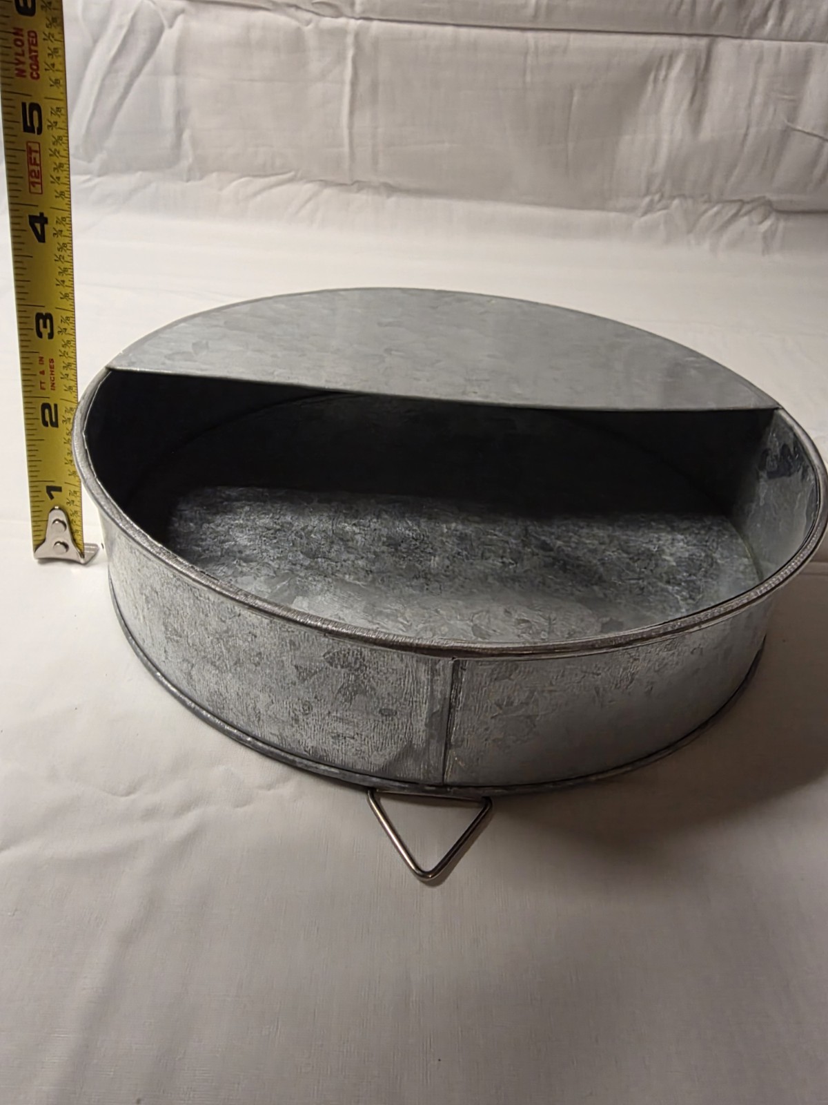 Galvanized Metal Round Wall Decorative Tray. 9″x9″x2″