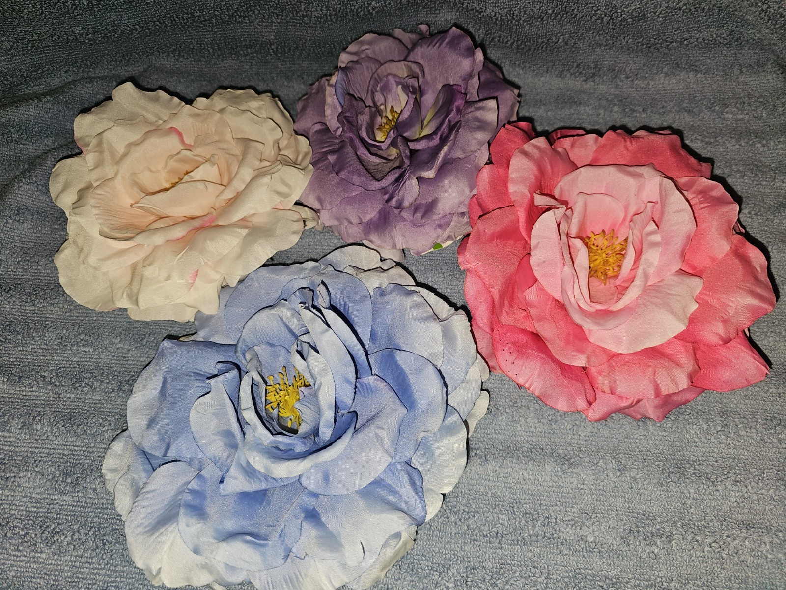 Set Of 4 Ashland Accent Flowers