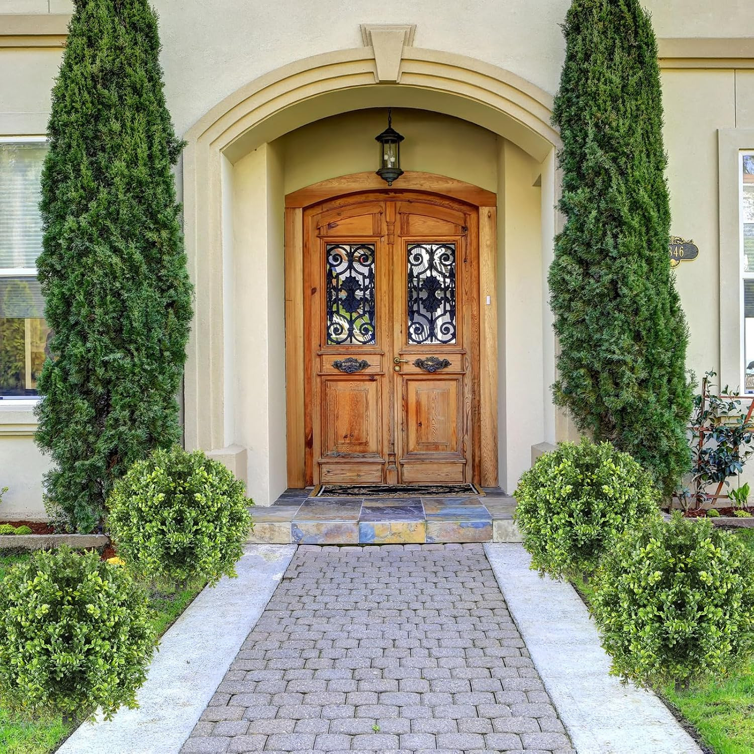 4 Pcs 26″ UV Resistant Artificial Boxwood Topiary Balls for Indoor/Outdoor Use