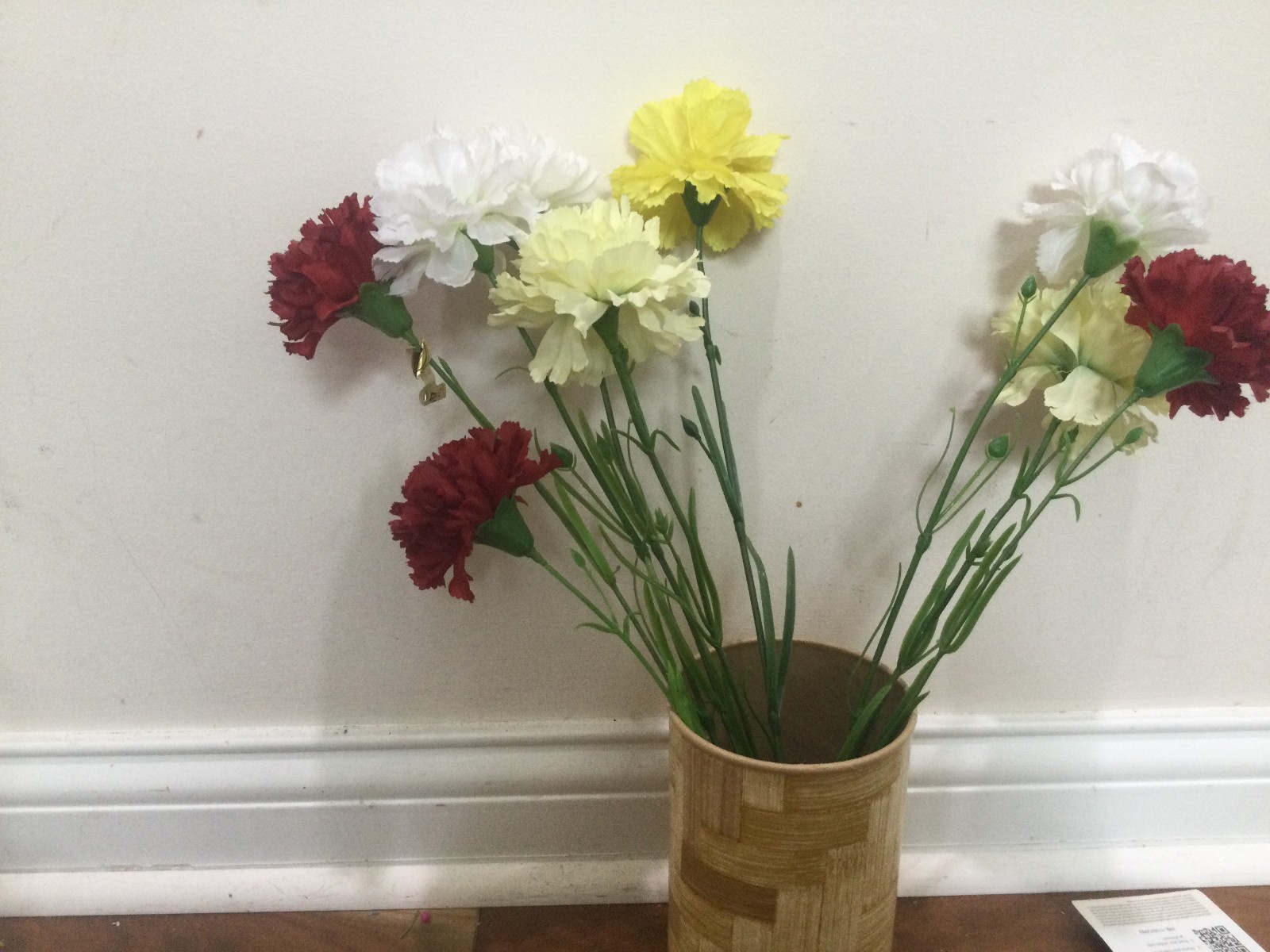 vtg CARNATION Artificial Flowers 8PCS Silk PLASTIC STEM 80’S
