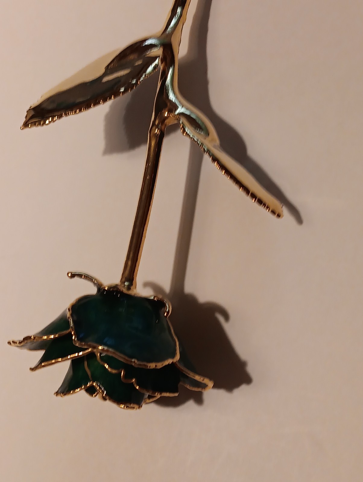 LOT Real Rose Dipped In Gold – Dark Green & White 24K Gold Rose Good Condition