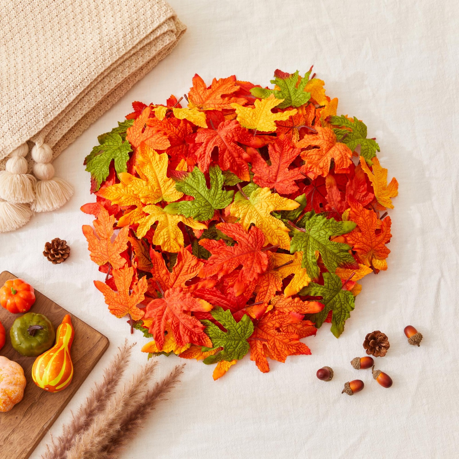 50 Pcs 4 Colors Fake Fall Leaf 9.8cm 3.1 In Artificial Autumn Maple Leaves