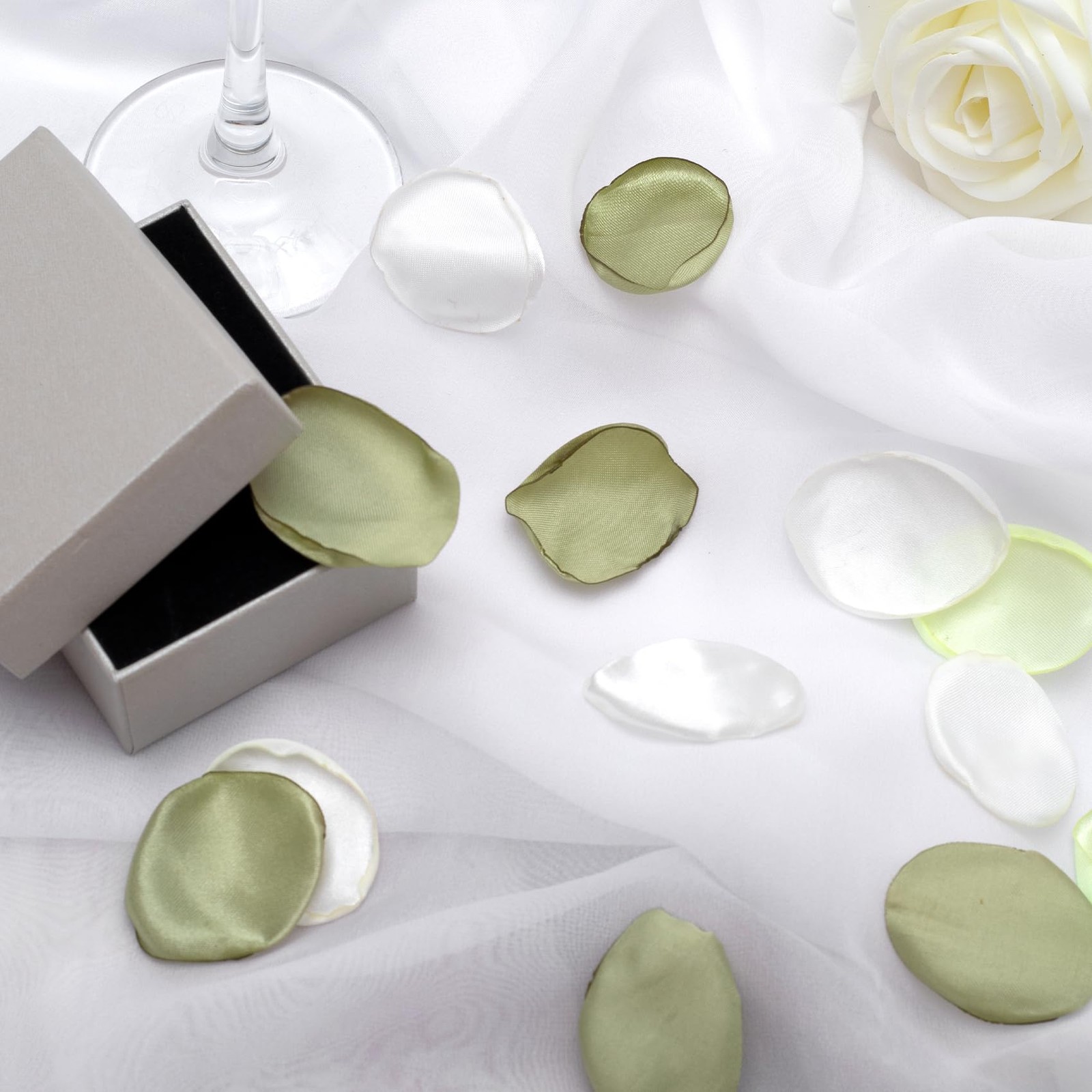 Green Silk Rose Petals Artificial Flower Scatter Wedding Party Decor 100 PCS