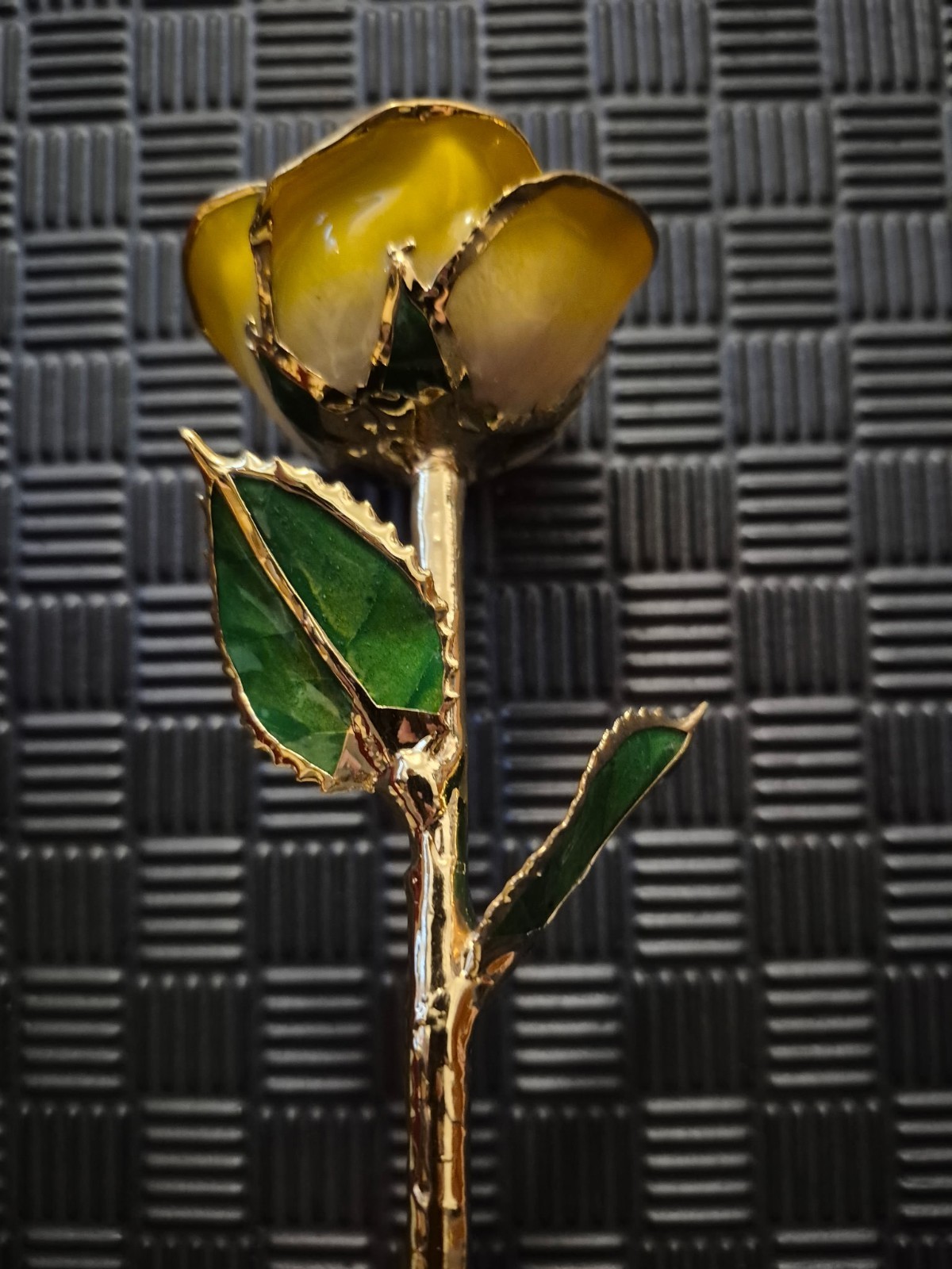 Living Gold Real Yellow Rose – Dipped In 24K Gold – With Box