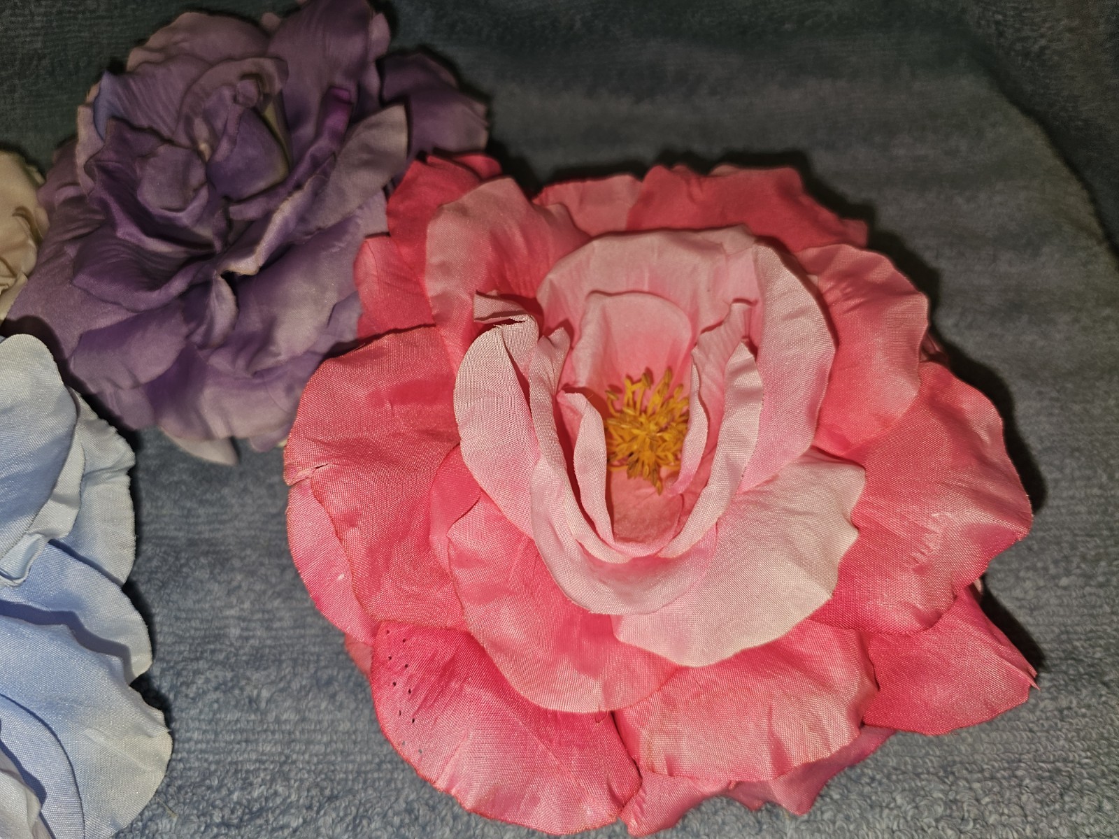Set Of 4 Ashland Accent Flowers