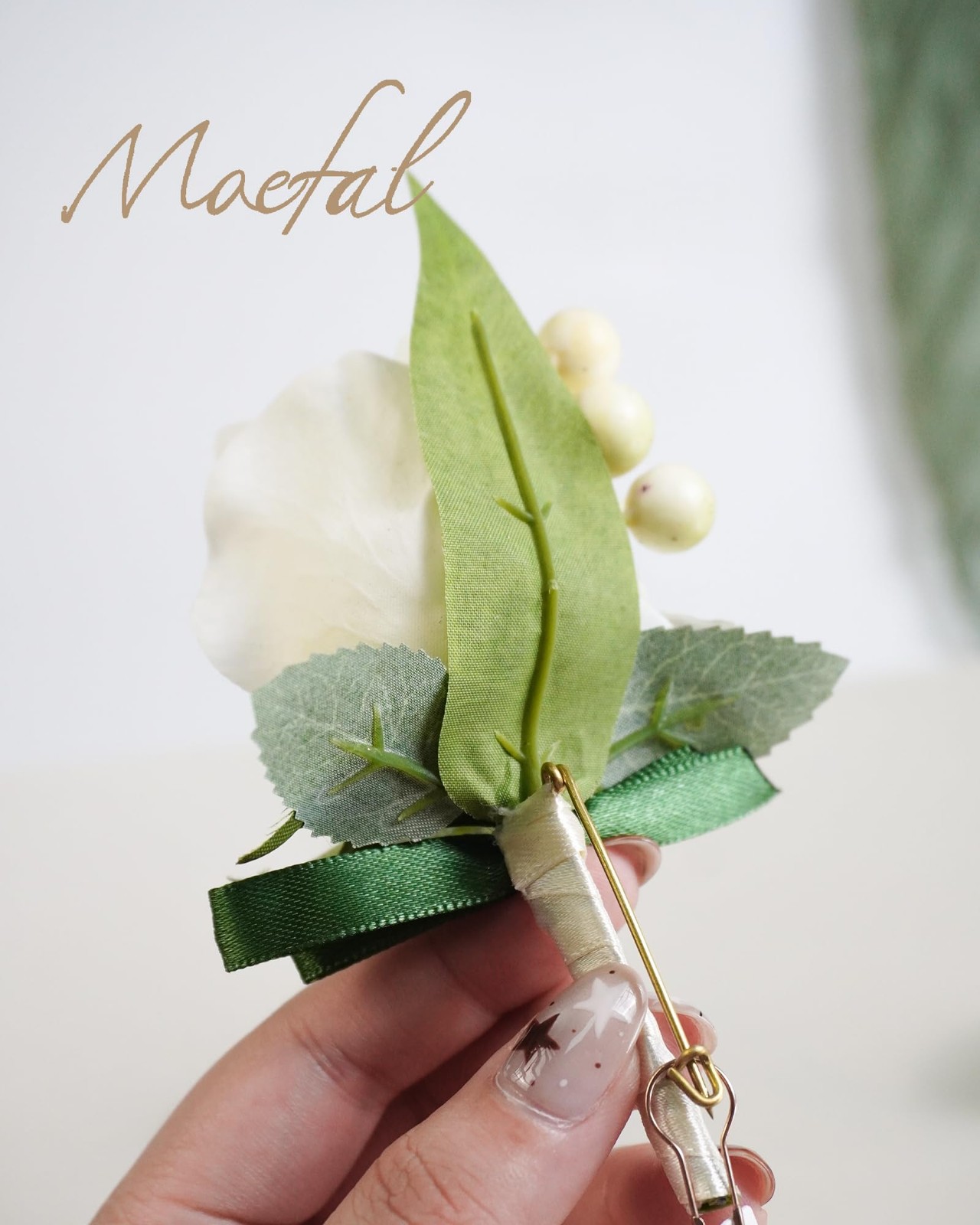 6 PCS White Ranunculus Pearl Boutonniere Wedding Corsage Gold Pins Prom