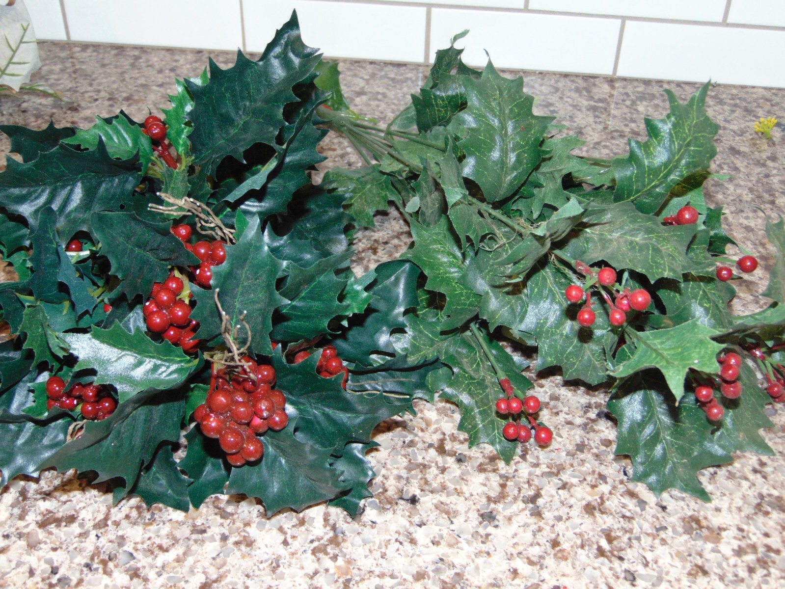 Lot of 8 Bunches Stems Holly Berry Bush Christmas Decoration Silk 17-30″