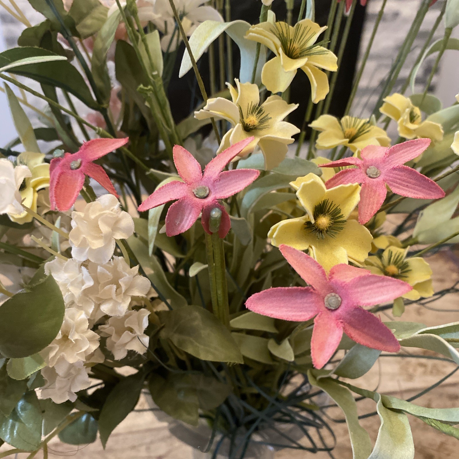 ARTIFICIAL FLOWERS ONLY… YELLOW, WHITE, PINK, LIGHT PINK, AND GREENERY NO VASE