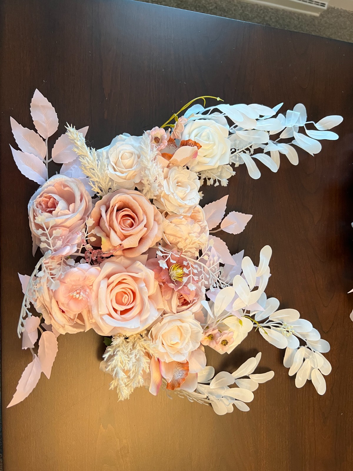 Lisuun Handmade Flowers for Weddings, Pink With Feathers, Brand New in Open Box