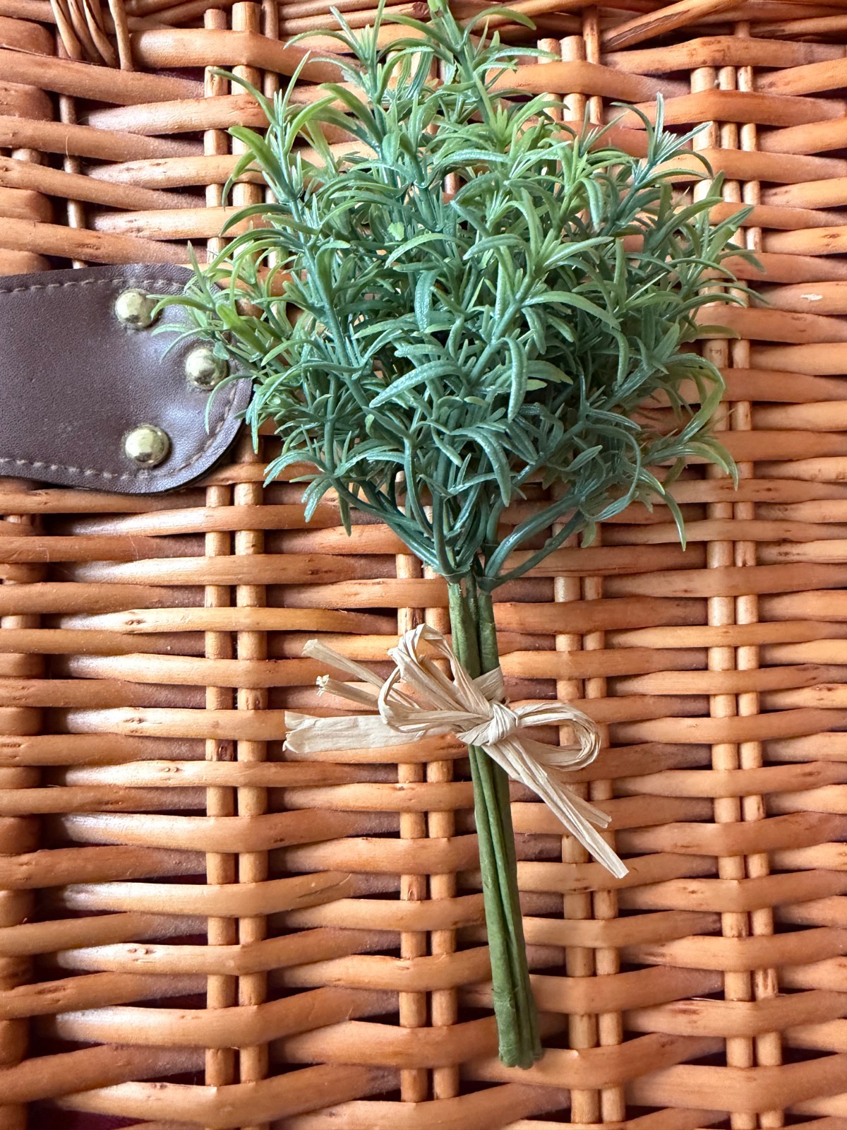 Primitive Farmhouse ARTIFICIAL ROSEMARY STEM Bush Pick Herb Branch Greenery