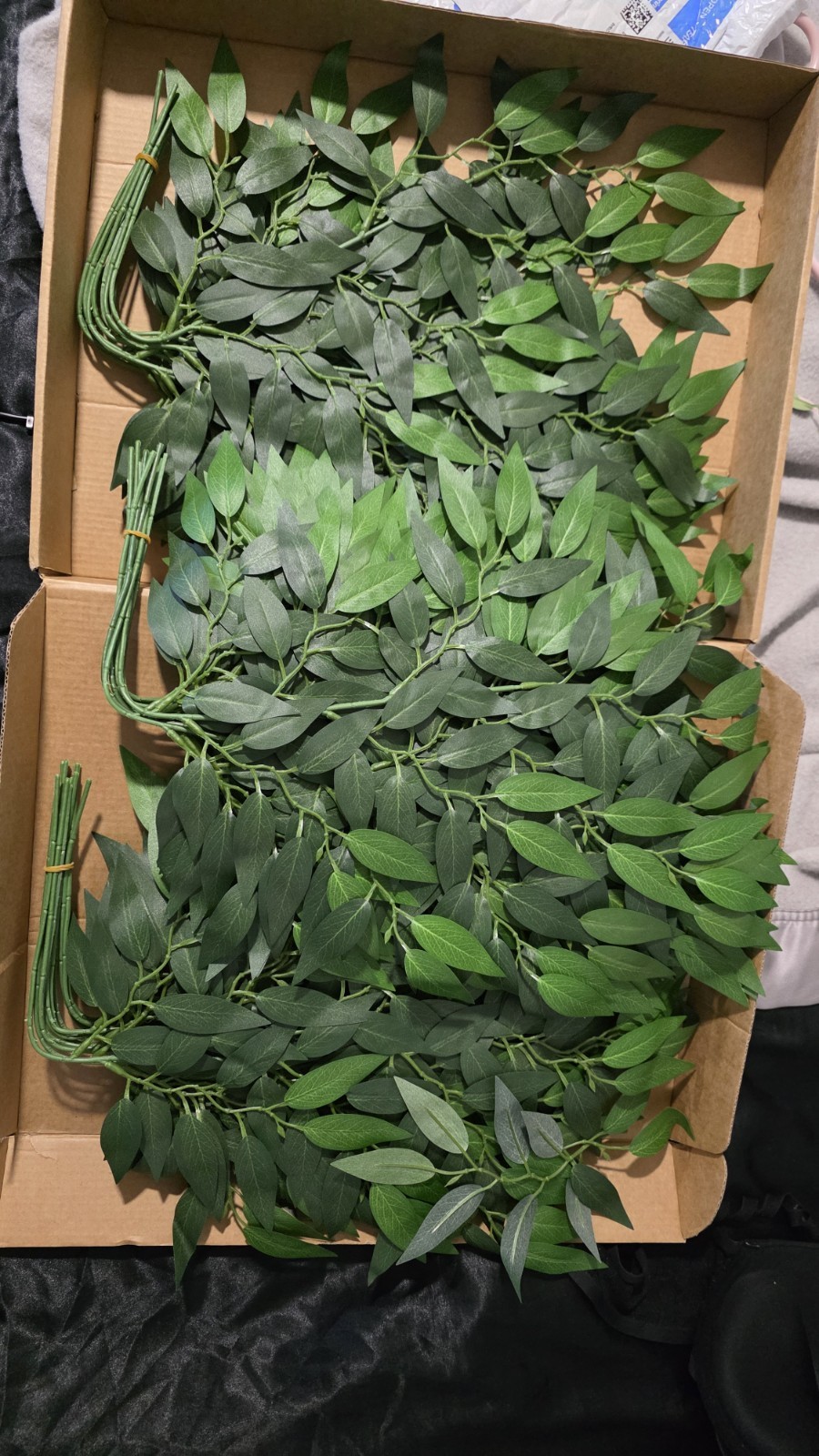 36Pcs Italian Ruscus Greenery Stems Artificial Silk Greenery Leaves for DIY W…