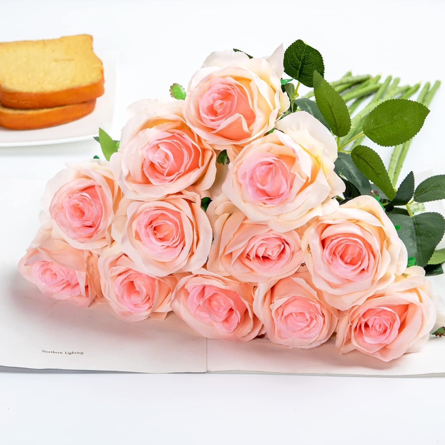 Realistic Gradient Light Pink Roses – 12PCS Long Stem for Everlasting Beauty