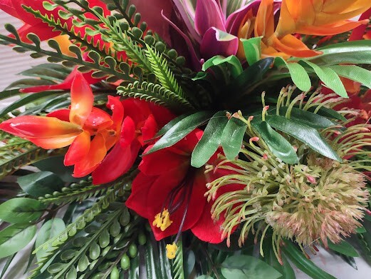 Large Tropical Table Centerpiece