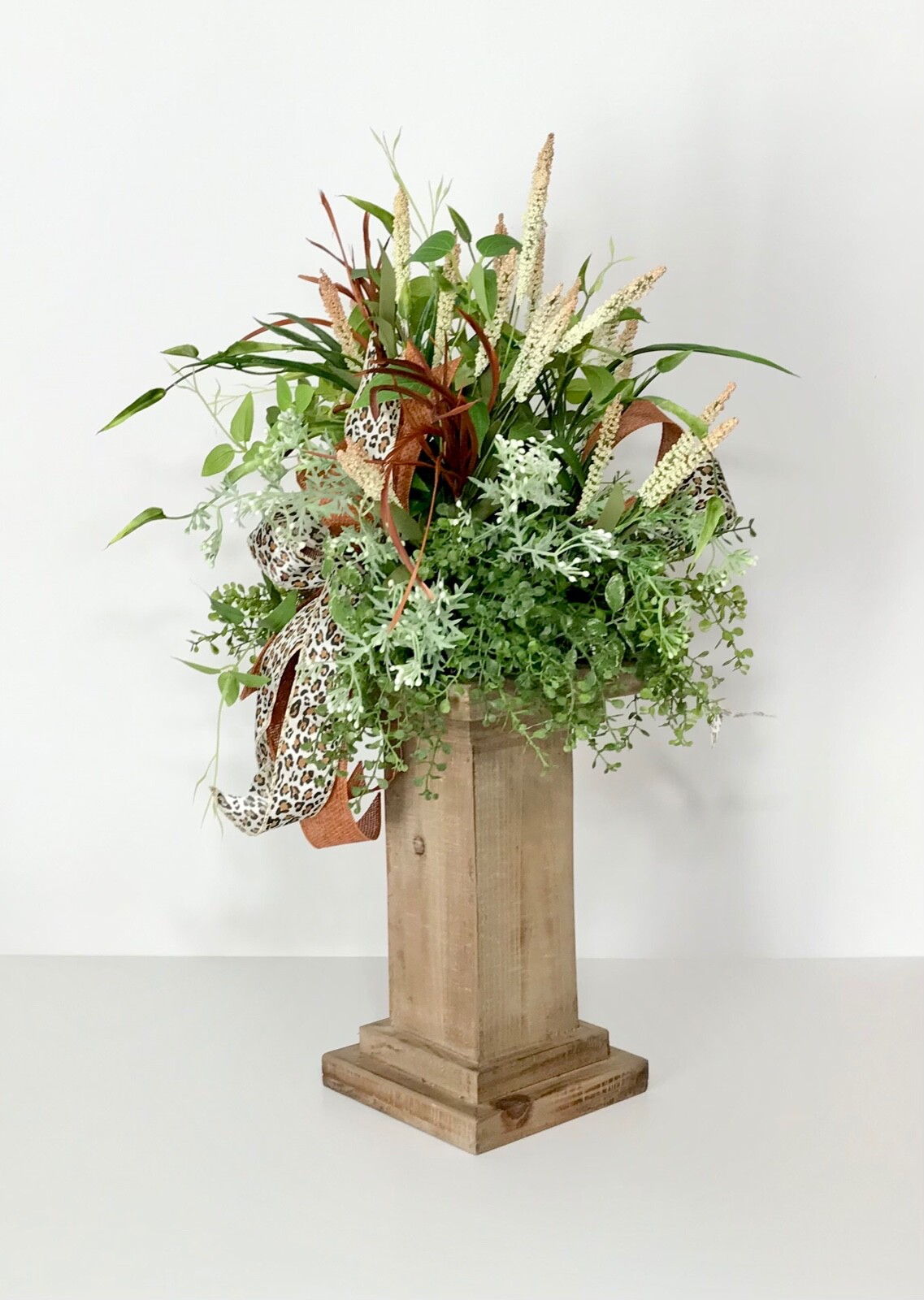 EVERYDAY YEAR ROUND FLORAL ARRANGEMENT WOOD COLUMN EARTH TONE COLOR CENTERPIECE