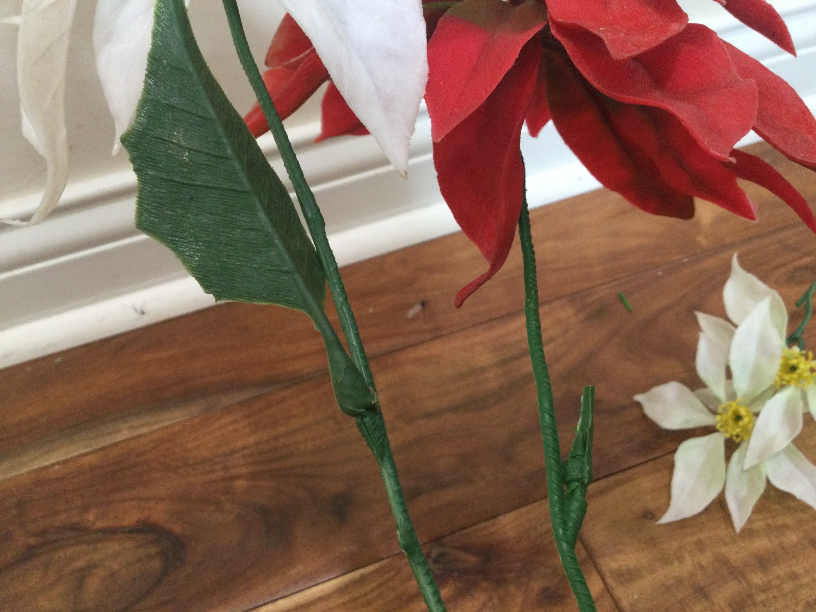 set 3 + extra ’60 Poly Plastic Hong Kong poinsetia large 6” bloom 11”length