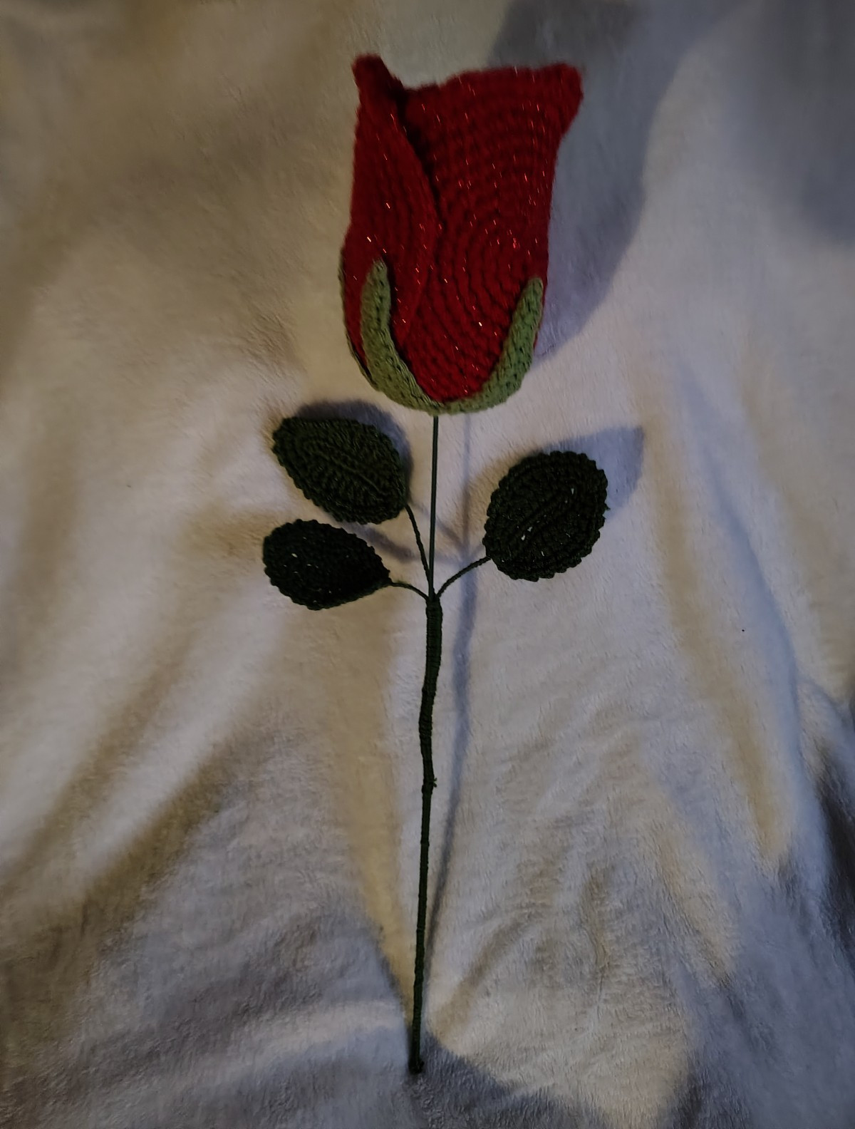 Artificial Red Rose Flower Stem Twig & Stem with Leaves, Fabric Floral Décor
