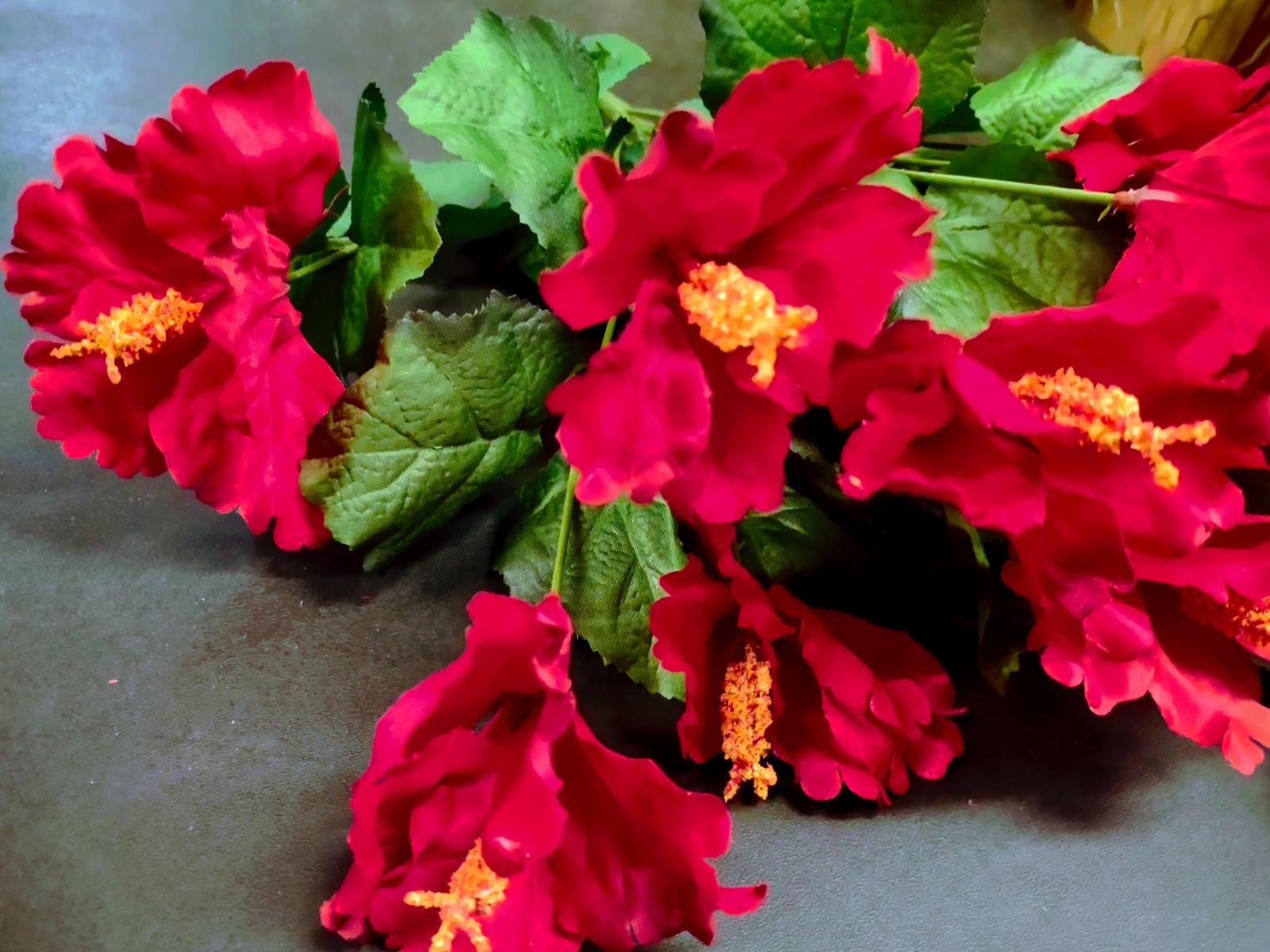 18″ Silk Hibiscus Bush, 12 Stems Red Flowers, Yellow Centers, Shiny Satin Finish