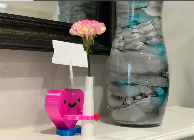Cute Heart Holding Single Flower Vase | Valentines