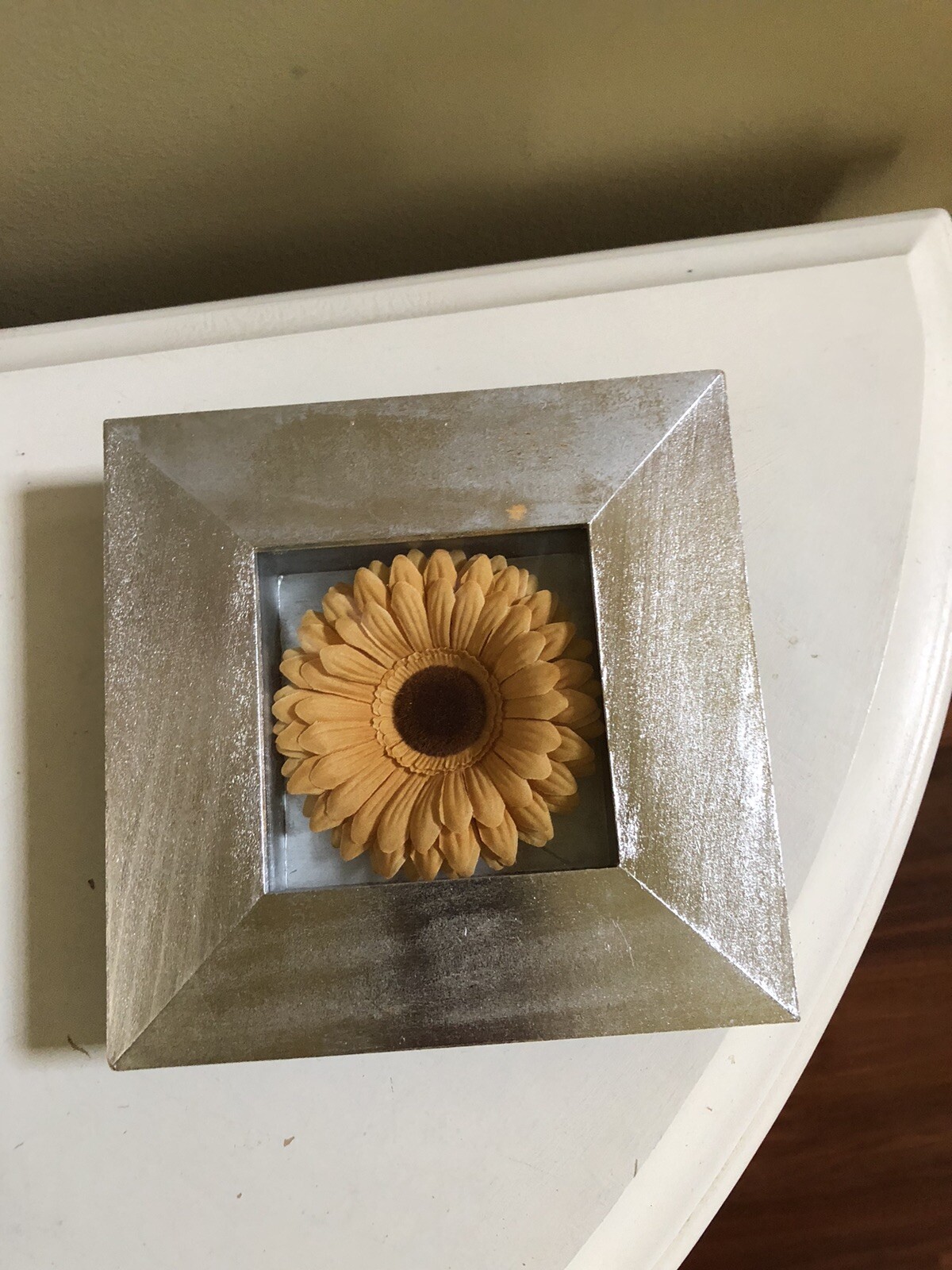 Pier 1 Vintage Silver Framed Shadowbox Gerber Daisy Yellow Decor Art Spring