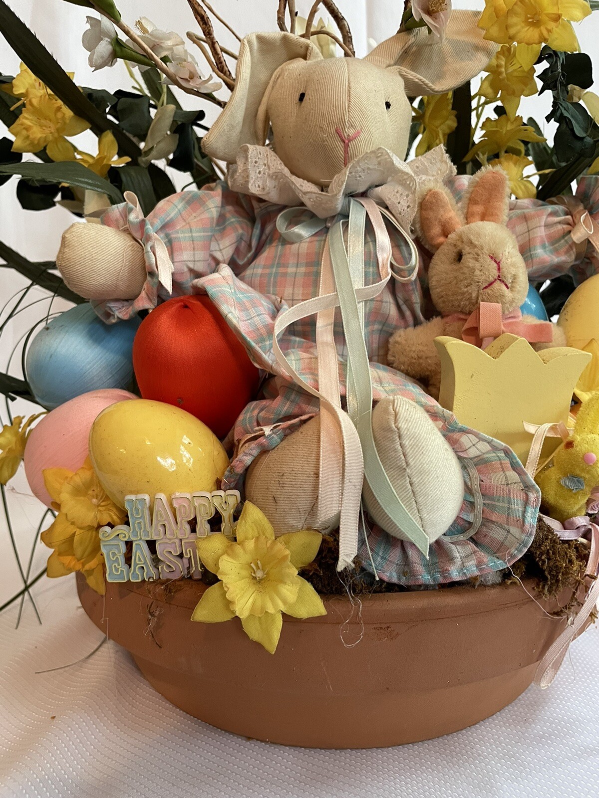 Mama Baby Bunny Easter Egg Floral Arrangement Centerpiece Decor Clay Vintage