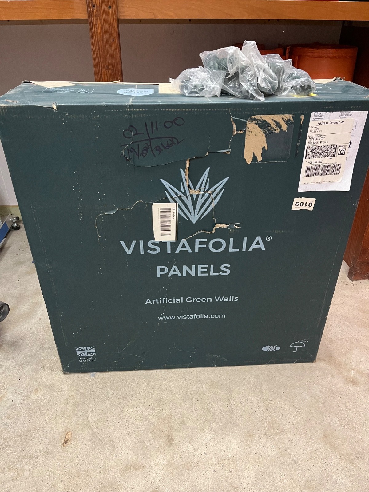 Vistafolia Artificial Green Wall Panel Faux Ivy Hedge Privacy Screen 39” x 39i