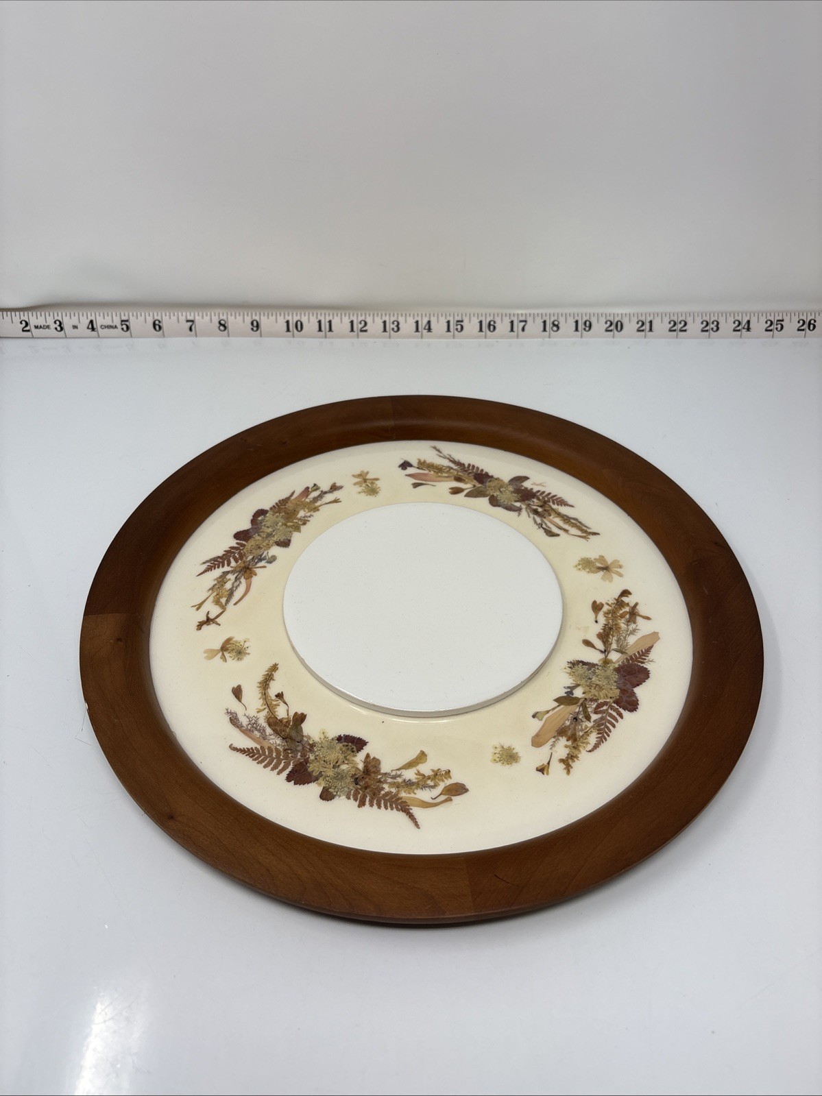 VTG Dried Pressed Flower Arrangement Rounde Frame-Boho kitschy Neutral Size 14”