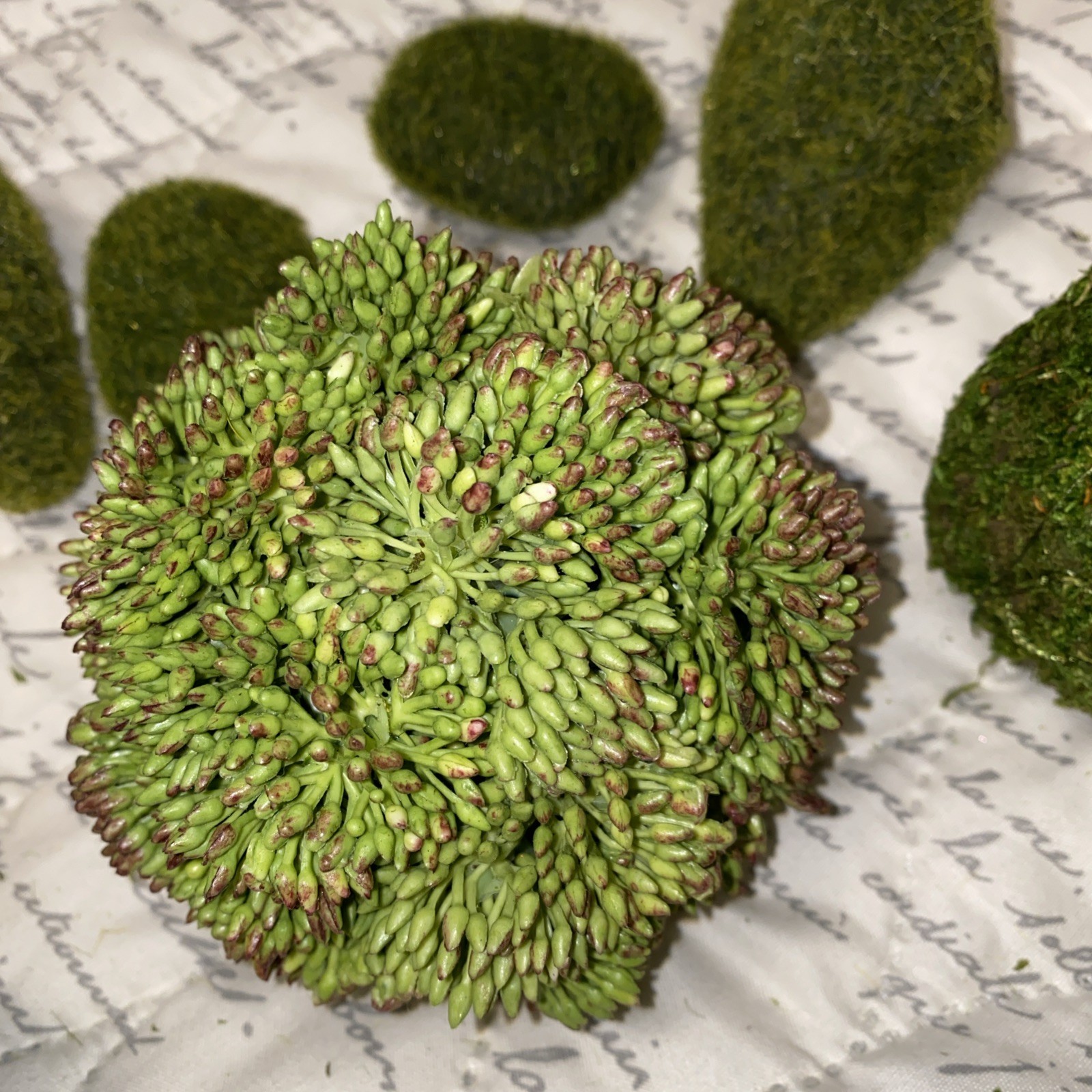Faux Moss Covered Rocks Stones Balls Display Fairy Garden Greenery