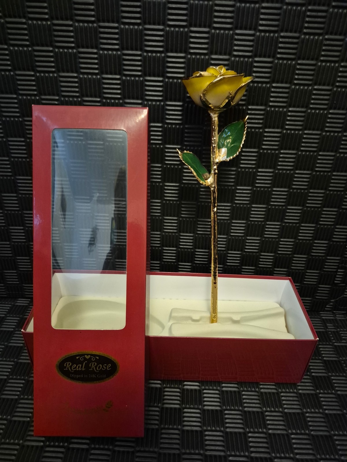 Living Gold Real Yellow Rose – Dipped In 24K Gold – With Box