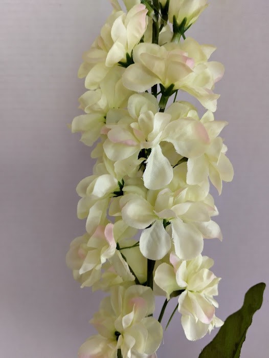 Absolutely beautiful artificial stock stems