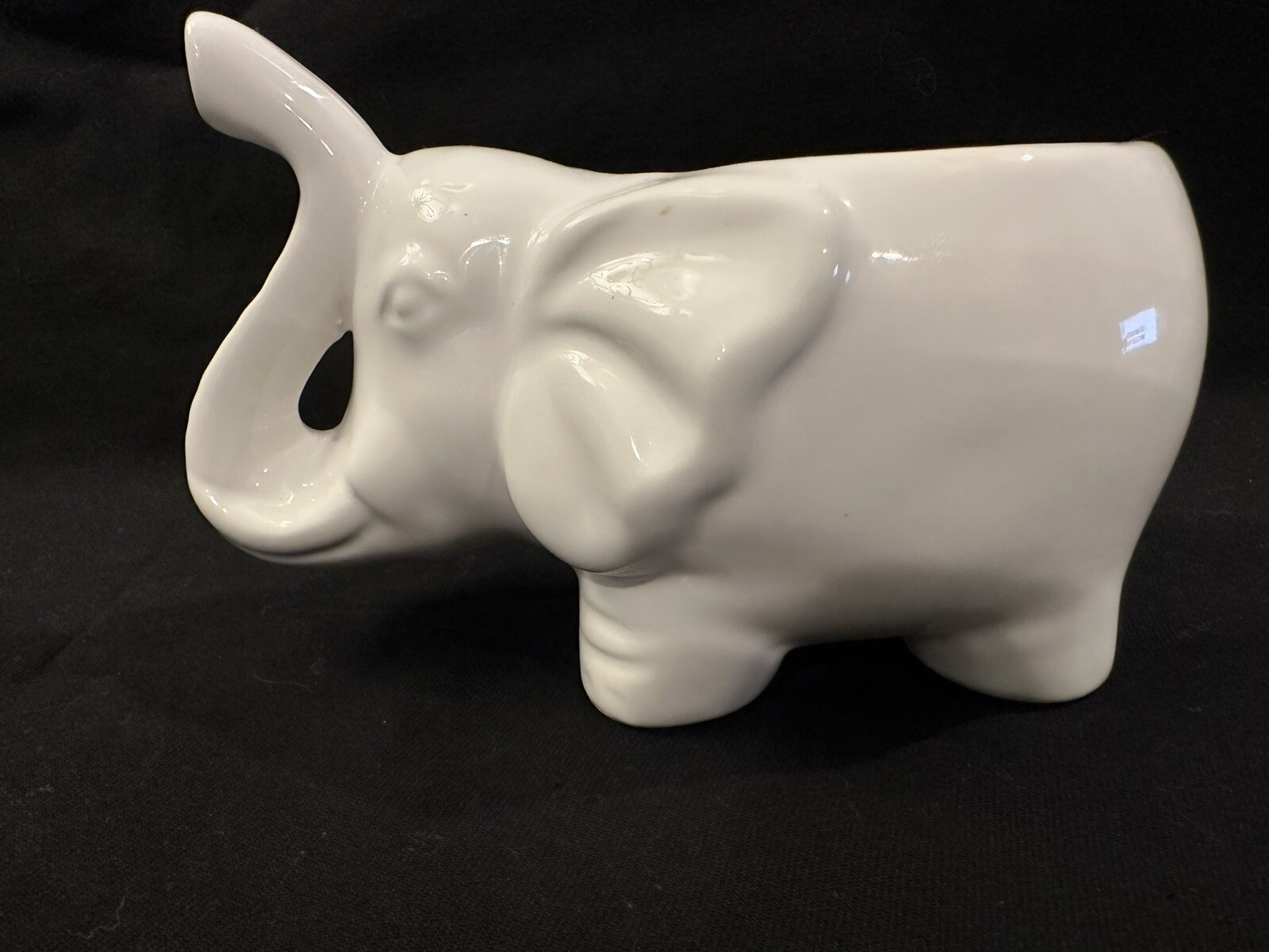 Elephant Succulent small Planter Shaped Pot Decor Home Office Desk nursery WHITE