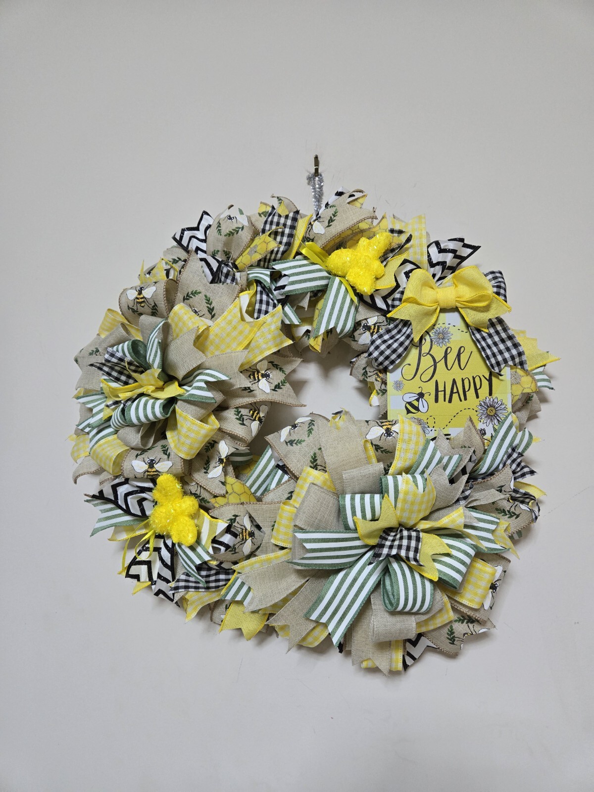 BEE happy WELCOME Spring Summer Fall Front Door Wreath Wall Decor Yellow Green