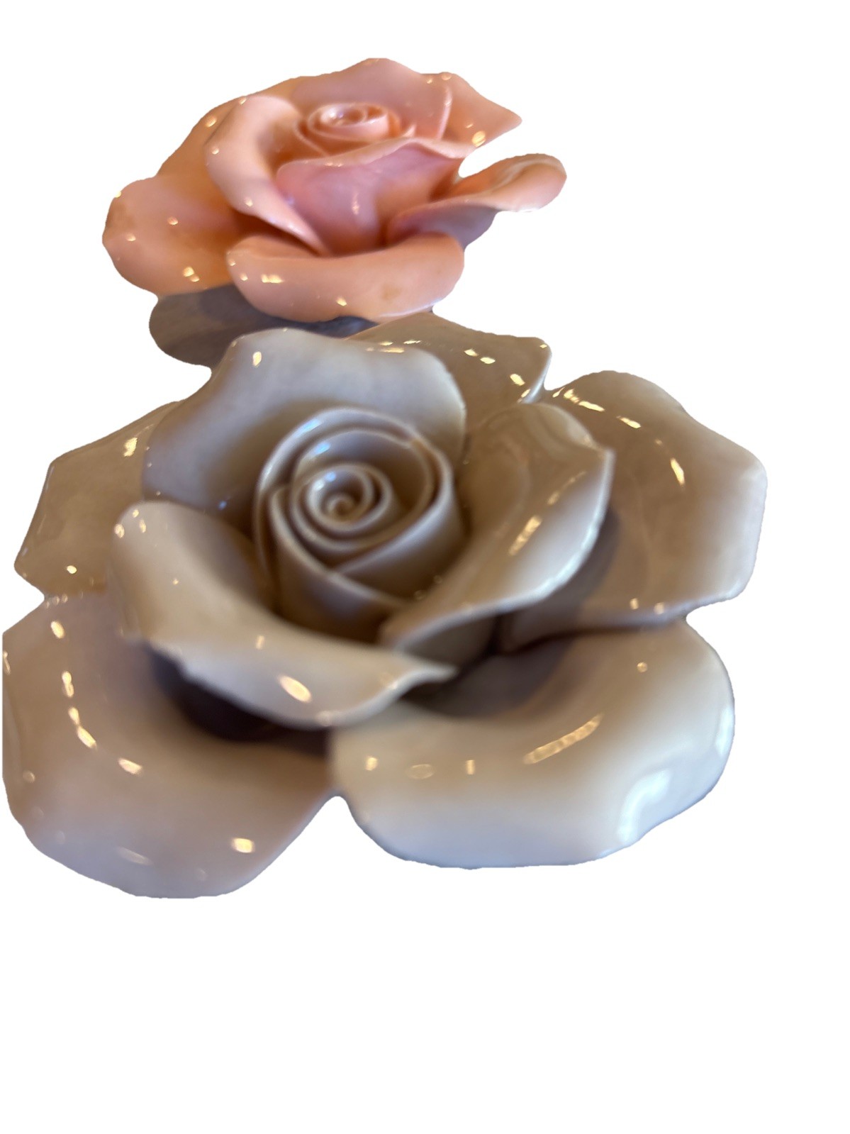 Set Of 4 Porcelain Roses, Tan And Peach, 3 1/2 Inches In Diameter Each