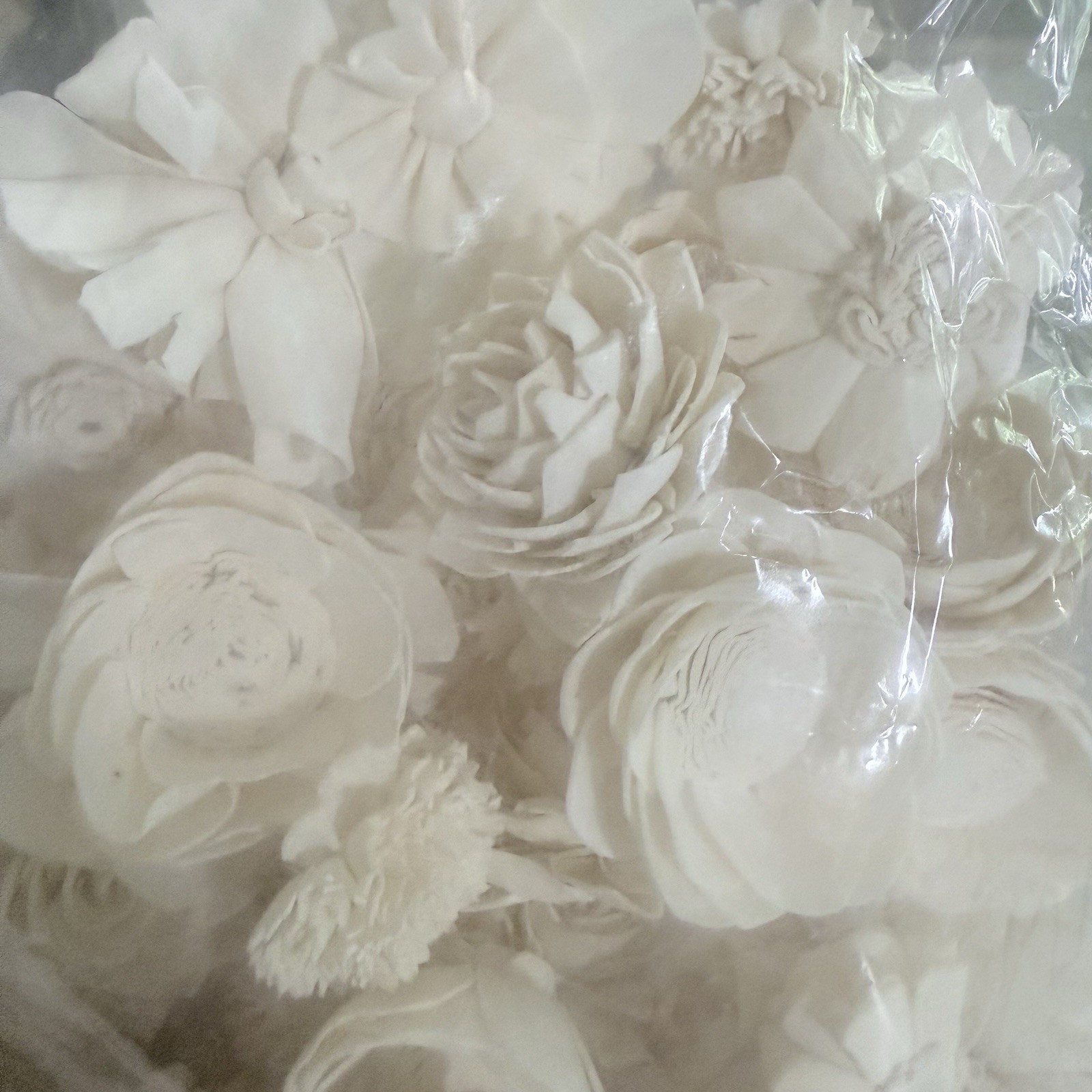 Sola Wood Flowers Raw Random Bundle Lot Assortment Size 1″–3″, Raw Black No Bark