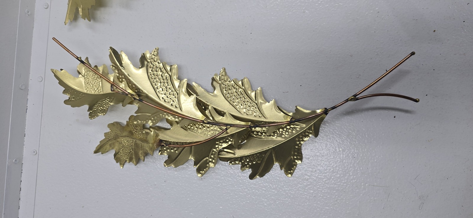2x Gold Metallic Artificial Oak Leaf Branches 17″ & 19″ Floral Decor Crafts