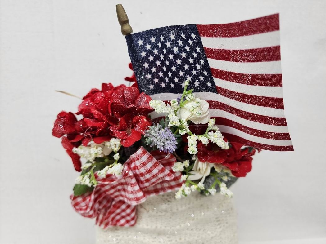 Patriotic Silk Flowers Arrangement in Material Sparkle Bag Hanging NEW