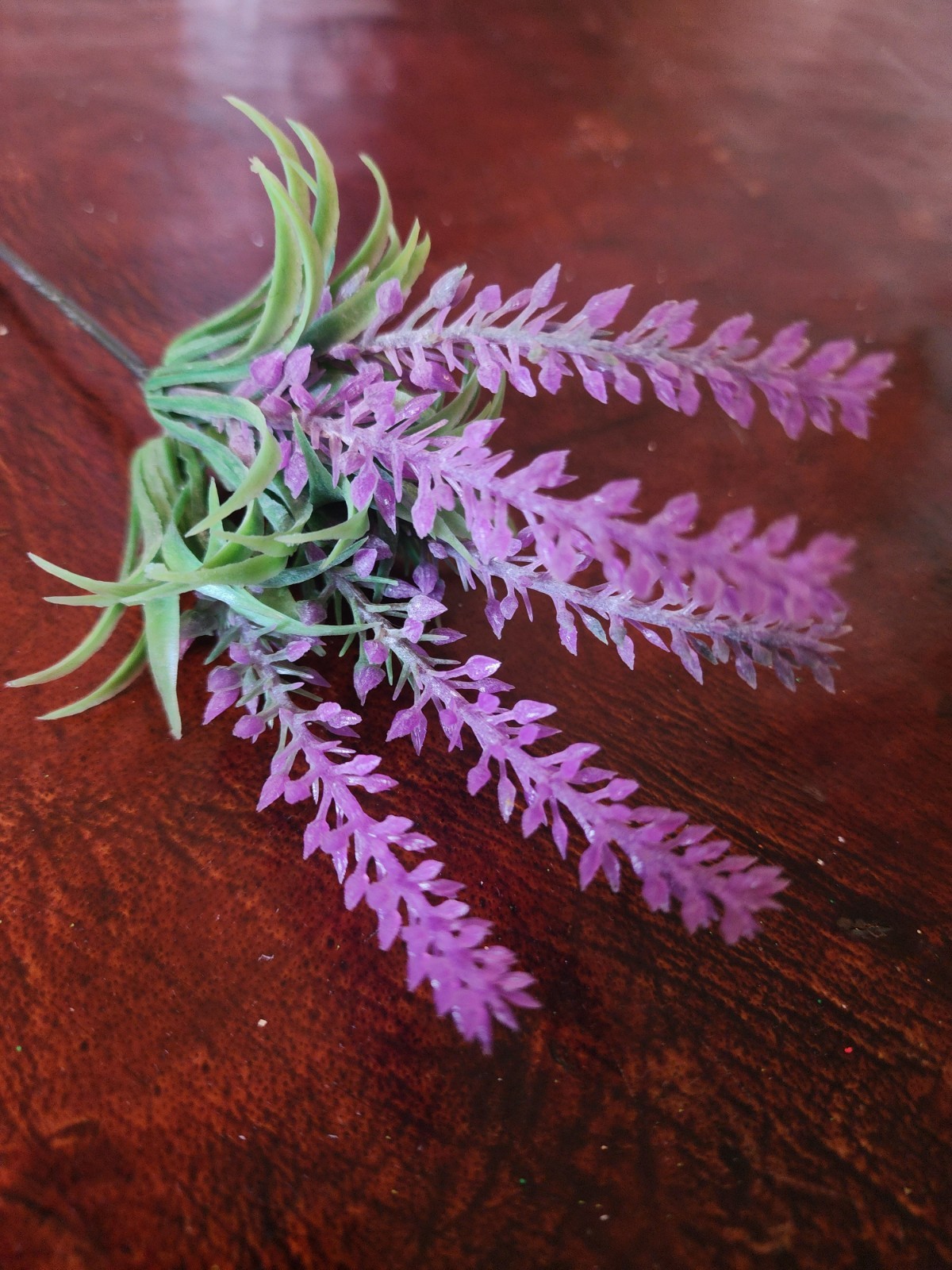 10 Inch Plastic Lavender Pick – Faux Lavender Stem for Arrangements, Farmhouse