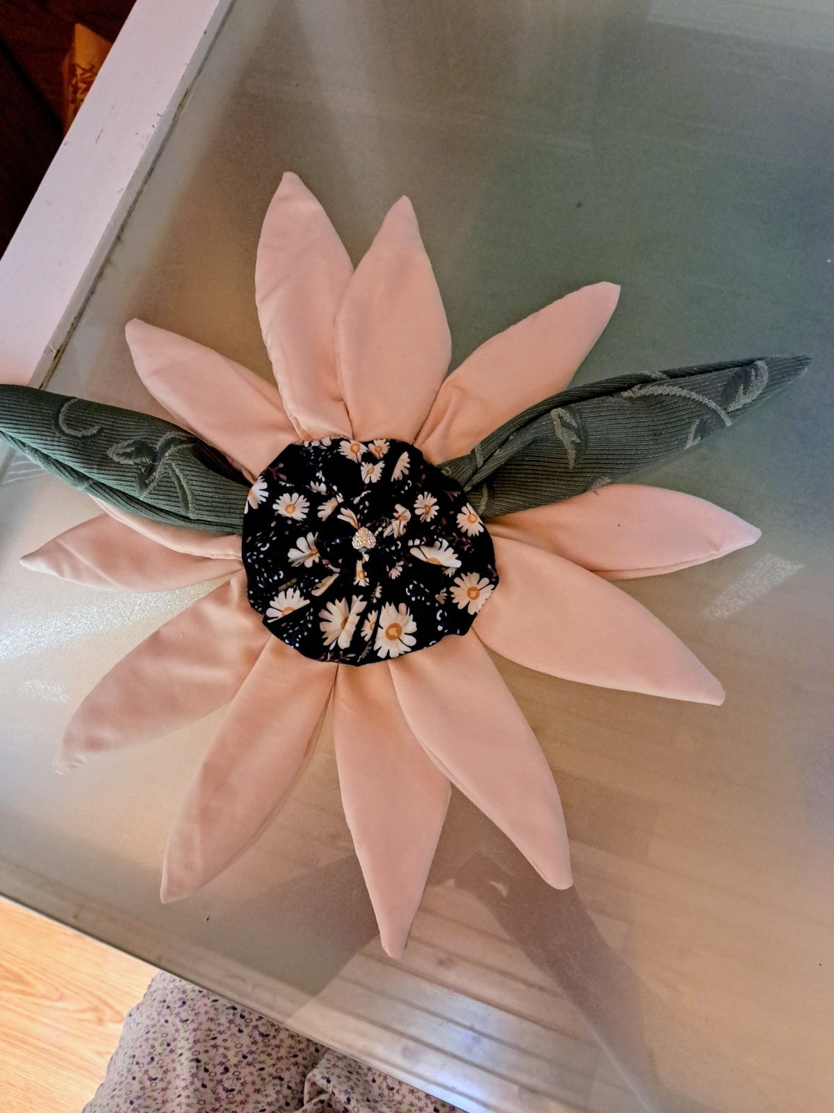 Pretty Flower 17 ” To Add To Your Decor + Free Gift