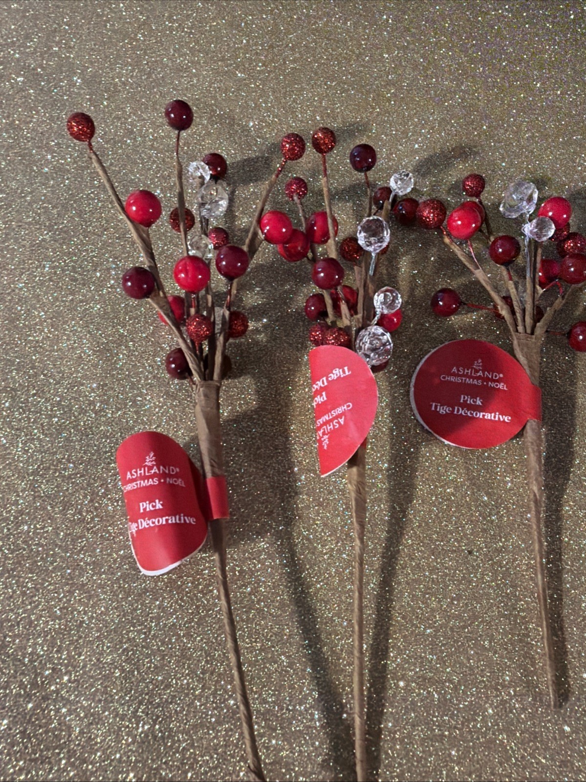 Christmas Ashland Red berry with crystal snow Bead 4 picks 7.5” Glitter Beads