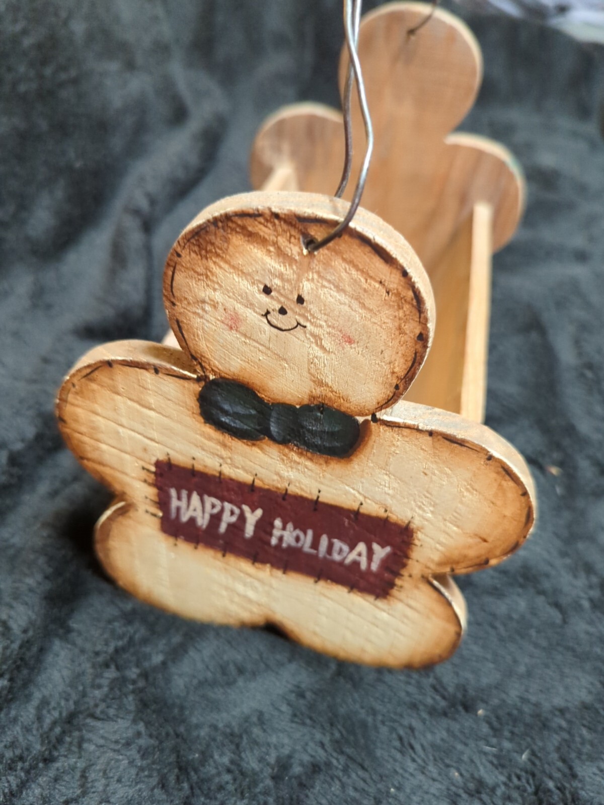 Primitive Rustic GINGERBREAD MAN Basket & Hanging Decorations HAPPY HOLIDAYS
