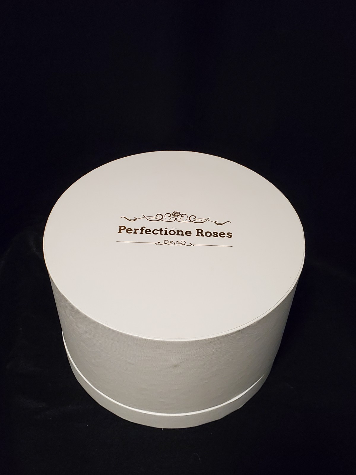 Perfectione Preserved REAL PINK ROSES White Round Lidded Box ~ Lasts 3-5 Years